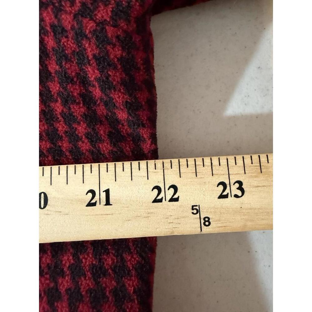 LL Bean Fleece Lined Flannel Mens Size M Red Slightly Fitted Red Black Plaid - Picture 5 of 7